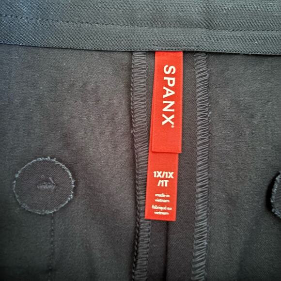 New Spanx Polished 6" Flat Front Shorts Navy Size 1X - Picture 2 of 6